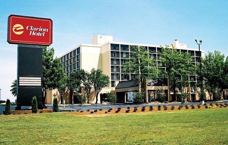 Отель Ramada Plaza By Wyndham Atlanta Airport Колледж Парк Экстерьер фото
